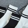 Frauen Mann Socken Großhandel Männer Kompression Baumwolle Unisex Weiß Schwarz Crew Weiblich Männlich Einfarbig Kurze Baumwollsocke Gestreifte Soks Frühling Sommer Sox