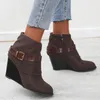 Stiefel Männer Hohe Damen Breite Regen Mode Schnalle Damen Kurze Keilabsatz Solide Gürtel Braun Booties Frauen Breite