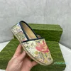 2023- 플로럴 Espadrille Flats Fisherman Canvas 신발 여성 디자이너 로퍼 여름 디자이너에 미끄러짐 Lady Multiple Colors