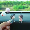 Nouveau 2023 voiture décoration mignon dessin animé Couples figurine Figurines ballon ornement Auto intérieur tableau de bord accessoires pour les filles