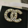 20 Style Designer Brand Double Letter Brooches Famous Luxurys Brooch Women Crystal Rhinestone Suit Pin Fashion Wedding Jewelry Accessories