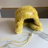 Gorro Feanie/crânio Caps outono e inverno 2023 imitação de cabelo de pelúcia Proteção à orelha de esqui chapéu de moda infantil Lei quente feng