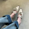 Sandales d'été femmes rétro Punk Style pointu en cuir PU solide décontracté femme boucle en métal talons hauts orteil chaussures