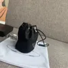 حقيبة كتف فاخرة بتصميم عصري P جودة عالية أزياء النساء محافظ مخلب حقائب CrossBody جلد البقر سلسلة دلو حقائب السيدات محفظة 5A حقيبة يد مع شعار