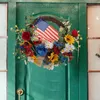 Dekorativa blommor idylliska fjärde juli kransar patriotiska amerikanska handgjorda minnesdag semester konstgjord i en vas