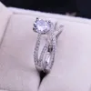 Wedding Rings JK Pretty Geometric Twist Engagement Ring voor vrouwen met micro -verharde romantische solitaire accessoires Femme