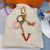 Top Qualtiy Designer Keychain Fashion Fashion Presant Chair Chair Bag Bag Keyring Handmade Key Buckle Gifts Association