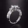 Anelli a grappolo Anello con diamanti simulati rotondi vintage a tre pietre Classico matrimonio in argento sterling 925 per gioielli da donna Taglia 5/6/7/8/9/10