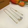 Lyx varumärke hänge brev blommor hänge halsband designer mode guldplatta enkla halsband bröllop fest crysatl jewerlry halsband VN-0128