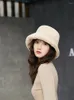 Beretten Faux Lamb Wol Winter Embet Hat Unisex Fluffy Fur Soft Warm Fisherman Hats For Women Men Lady Flat Koreaanse stijl Vrouw CA Ca