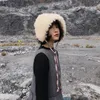 Gorro Feio/crânio Caps Moda feminina Inverno grosso e quente estilo selvagem de estilo coreano com proteção à orelha Viagens ao ar livre Tire fotos Design Design