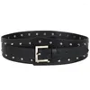 Belts Personnalité tendance largeur sceau femelle rivet de style punk décoré cuir de ceinture pour femmes