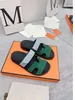 Designer Slippers Sandals Chypre Sandal Slides Beach Classic Flat Luxury Summer Lady Leather Flip Flops Black Women 35-45