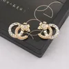 Luxurys Designer Brand Brand Dangle Earrings Crystal Drop Earring for Elegant Women Party Wedding Engage Loversギフトジュエリーアクセサリー高品質の20Style