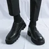 남성 일본 카라주쿠 한국 스타일 패션 스트리트웨어 두꺼운 플랫폼 캐주얼 한 특허 가죽 신발 남성 레이스 업 드레스 가죽 신발