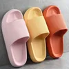 Kapcia grube platforma Kampy Kobiety w łazience Slipper Soft Eva Anti-Slip Lovers Home Floor Slajdes Letni buty SH426 230515