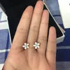 White Daisy Flower Stud örhängen för Pandora Authentic Sterling Silver Party Jewelry Diamond Earring Set For Women Sisters Gift Söt örhänge med originallåda