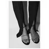 Sandalen za damesschoenen zwarte ronde teen heldere decoratie platte sandalen dames lowheeled enkelband damesschoenen ontwerper 230515