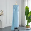 Sukienki imprezowe niebo niebieskie szyfonowe długie rękawy z czapką z piór syrenę wieczorową sukienki Seksowna sukienka formalna 230515