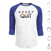 Herren-Kapuzenpullover mit lustigem Spruch „Never Quit“. Langarm-Motivation „Give Up“ motivierendes Inspirationszitat