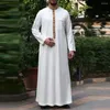 Etnische kleding moslim gewaad mannen jubba thobe Saoedi -Arabië kaftan kaftan het Midden -Oosten abaya knop losse islamitische vaste kleur modejurk