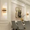Lampade da parete Moderne luci in cristallo oro Comodino per camera da letto Soggiorno Decorazione domestica LED Sconce Bagno Apparecchi per interni