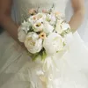 Fiori decorativi Fiore a ferro di cavallo Bouquet da sposa da sposa Legato a mano Damigella d'onore Materiale per feste domestiche artificiali