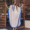 Moda de banho feminina Fashion Chiffon Bordado azul e branco extra grande vestido solto Protele solar protetor solar biquíni de maiô para mulheres