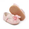 Primeiros caminhantes Flores Sapatos princesas Baby Walking Fashion elegante Sandálias de borracha ao ar livre