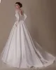 Elegante A-lijn satijnen trouwjurk lange mouwen vloerlengte V-hals kanten Appliques Princess Bridal Party Jurk Vestidos de novias Robe de Mariage 2023