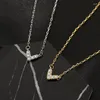 Kedjor 925 Sterling Silver Glitter Diamond Love Halsband Lady Temperament Fashion CollarBone Chain Wedding Jewelry Birthday Present