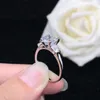 Anillos de racimo Prueba positiva GARANTÍA 2Ct Forma de corazón D Moissanite Anillo Sólido 750 18K Oro blanco Boda para mujeres