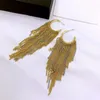 C Marka Uzun Püskül Harfler Saplama Küpe Retro 18k Gold Basit Lüks Tasarımcı Zarif Ol Kızlar Kadın Küpe Küpe Kulak Yüzük Mücevher Marka Kutusu Paketleme