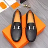 2023 Novo moda luxuosa camurça, cocôs de gestos de designer de couro mocassins casuais sapatos oxfords moda masculina apontada de toe man -shoe