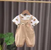 Zestawy odzieży Summer Baby Kids Ubrania Designerka Kreskówka Kreskówka Niedźwiedź wydrukowane pullover koszulki i kombinezon spódnice dla dzieci