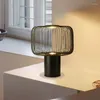 Lampy stołowe nordycka kreatywna lampa druciana metalowe biurko Moda klasyczny oświetlenie zawieszenie LED TA040