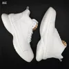 Nieuwe witte sneakers laarzen laarzen heren high top kleine witte schoenen dikke zolen om herenschoenen te vergroten hiphop trend casual schoenen a20