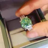 Cluster Rings Luomansi Premium Jewelry Ring 5CT 9MM Green Moissanite Certificato GRA - S925 Sterling Silver Women Anniversary Party Gift