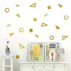 Barnens leksaks klistermärken 20st/Set Cartoon Geometric Shape Triangles Circle Wall Stickers för barn Baby Room Garderob Poster Child Gift Wall Decals