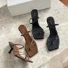 Nowe 23SS Sandały projektant Rai skórzane plażę luksusowe buty na wysokim obcasie eleganckie paski mody marki Kitten Obciny Kapcie Slajdy Square Women High Heels