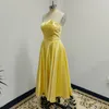 Elegante vestido de baile de baile amarela