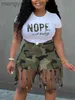 Survêtements pour femmes LW Plus Size Camo Deux Pièces Lettre Imprimer T-shirt Blanc À Manches Courtes Camouflage Tassel Design Trendy Shorts Set Maxi 2pcs T230515