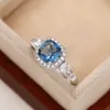 Band Rings Mizaç Mavi Kübik Halkalar Kadınlar İçin Özel İlgi Üretilen Nişan Düğün Bantları Aksesuar Yeni Modaya Mühendilik