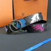 Belt designer bälte lyxbälten mönster design graffiti stil fyra färg cirkulär knapp material läder män kvinnor bälte mångsidig stil valfritt presentförpackning