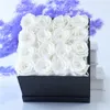 Fleurs décoratives en gros réel naturel rond forme carrée câlin seau préservé Roses fleur dans une boîte-cadeau pour la décoration de la maison de mariage