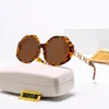 Designer Solglasögon för kvinnor Fashion Beach Mens Sun Glasses Shield Alloy Full Fram Solglasögon 7 Färgmärkesglasögon med låda med låda