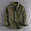 Camicie casual da uomo Camicia cargo da uomo retrò Giacca in tela di cotone cachi Militare lavoro casual Abbigliamento da uomo Camisas De Hombre monopetto 230516