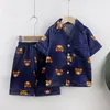 Set piżamów piyama anak anak baju anak Perempuan Dan Laki Laki Atasan Celana Satin Sutra Es Pakaian Rumah 230516