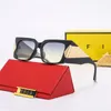 Lunettes de soleil design extravagantes Lettre Femmes Hommes Goggle Senior Lunettes Lunettes de soleil Rectangle Full Frame Occhiali da sole