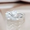 Pierścienie zespołowe klasyczne modne pierścionki kobiety metalowy kolor biały pierścionek cyrkonowy dla kobiet romantyczna panna młoda propozycja